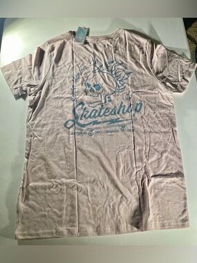 Cat & Jack Pale Skater Graphic Tee NWT Boys Size XXL Husky 16/18 Casual Wear